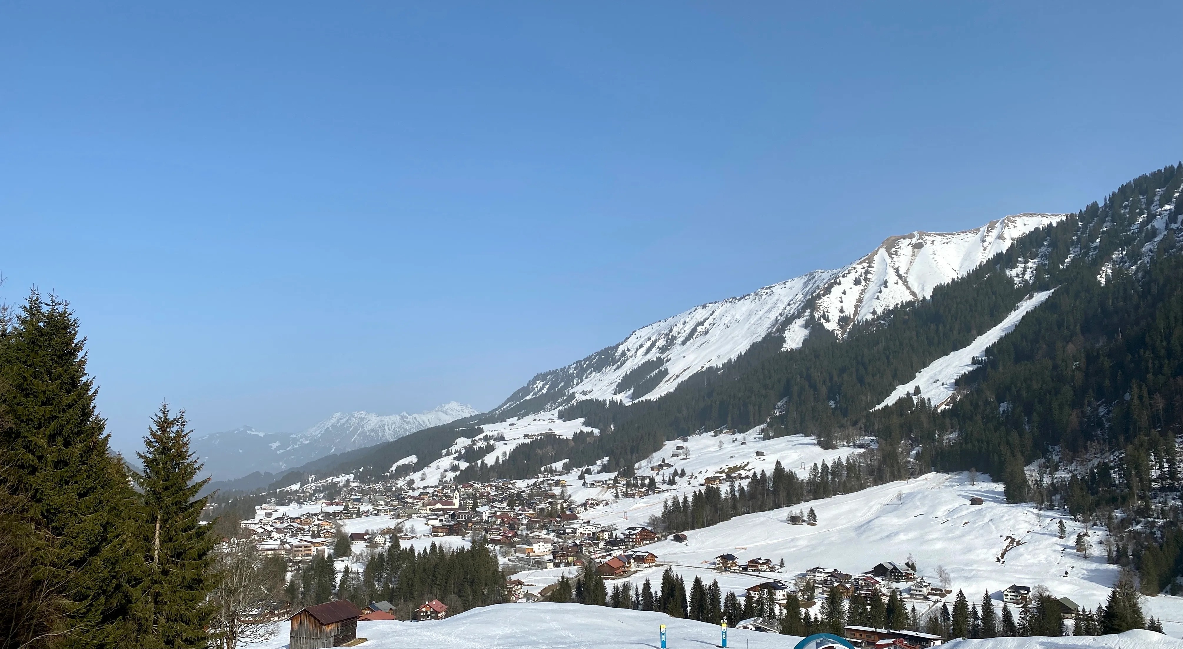 Spaziergang Riezlern Panoramaweg — 5,5km, 1,5Std, 140Hm
