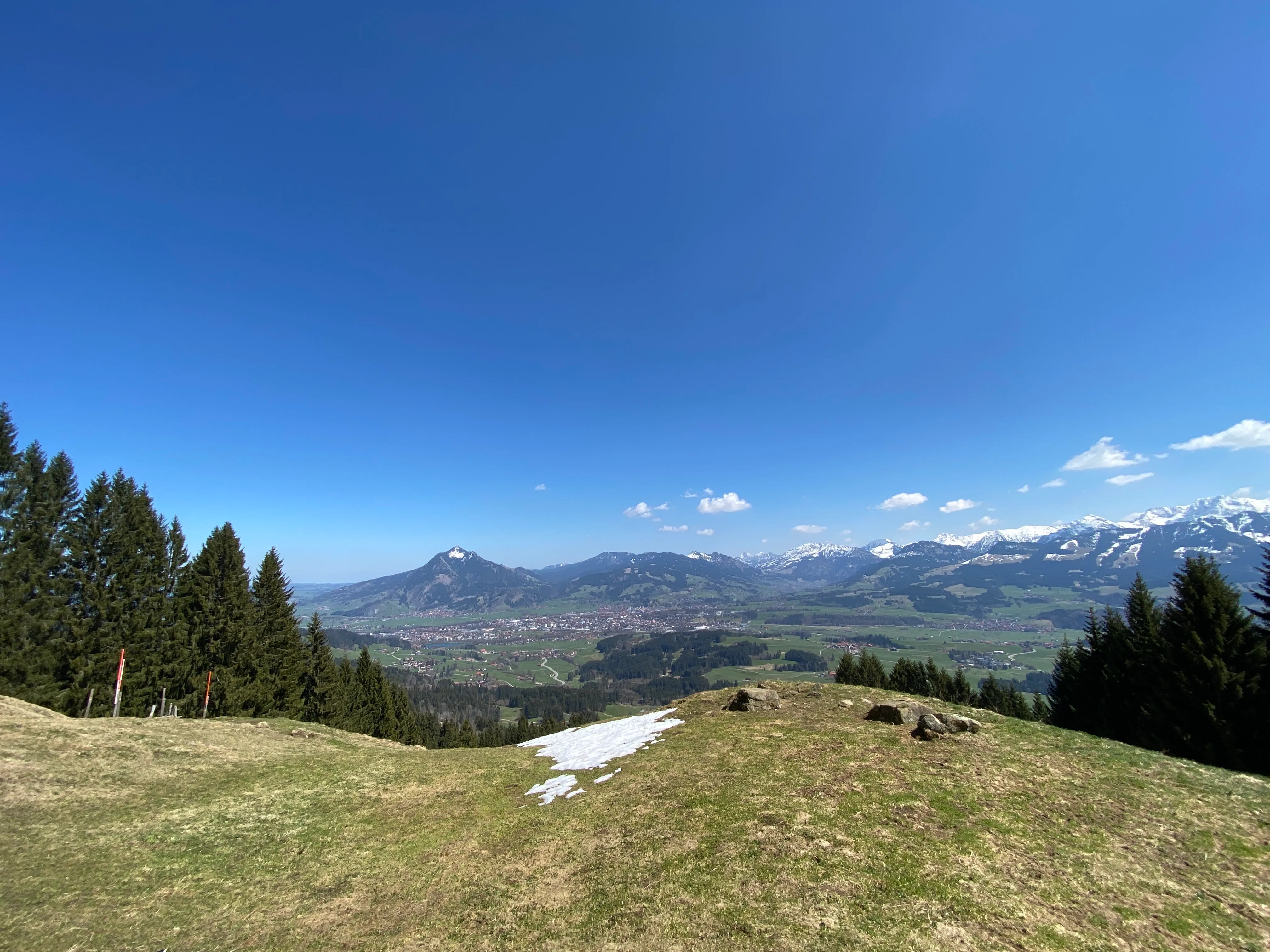 Blick auf Sonthofen mit Grünten