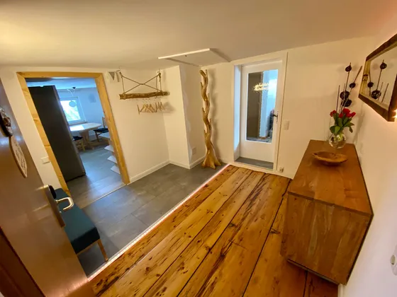 Entreegebied van Appartement 22, Gondamaika